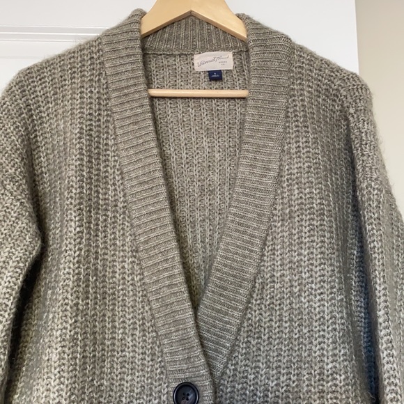 Universal Thread Oversized Sweater - Picture 2 of 7